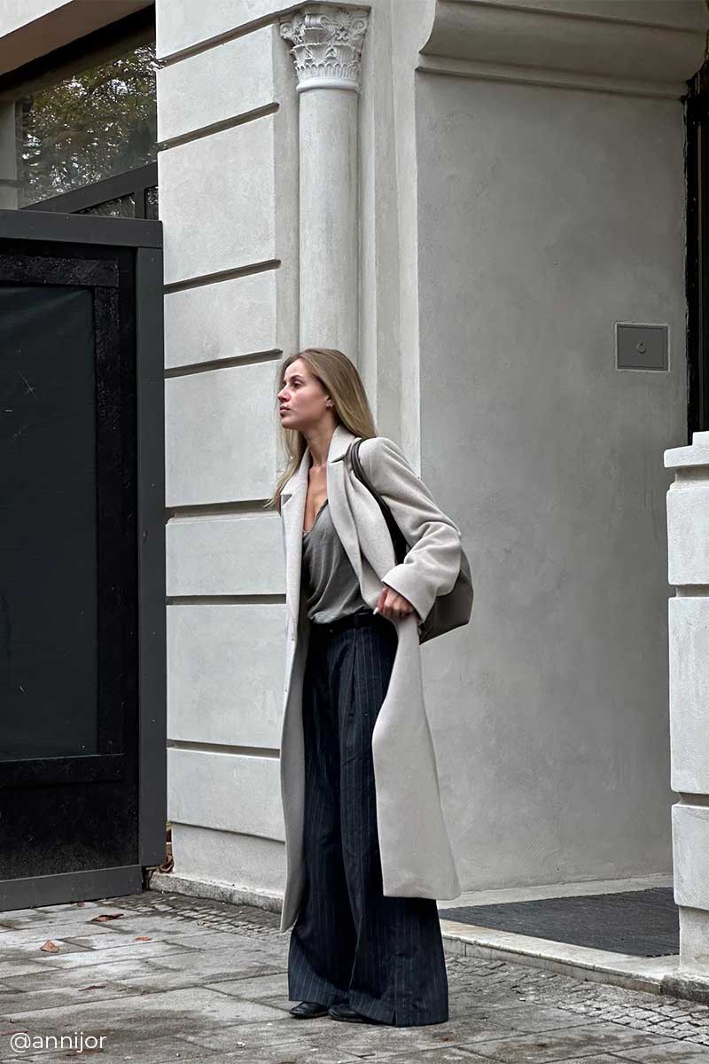 Double breasted coat and Straight-leg satin trousers EEDIT