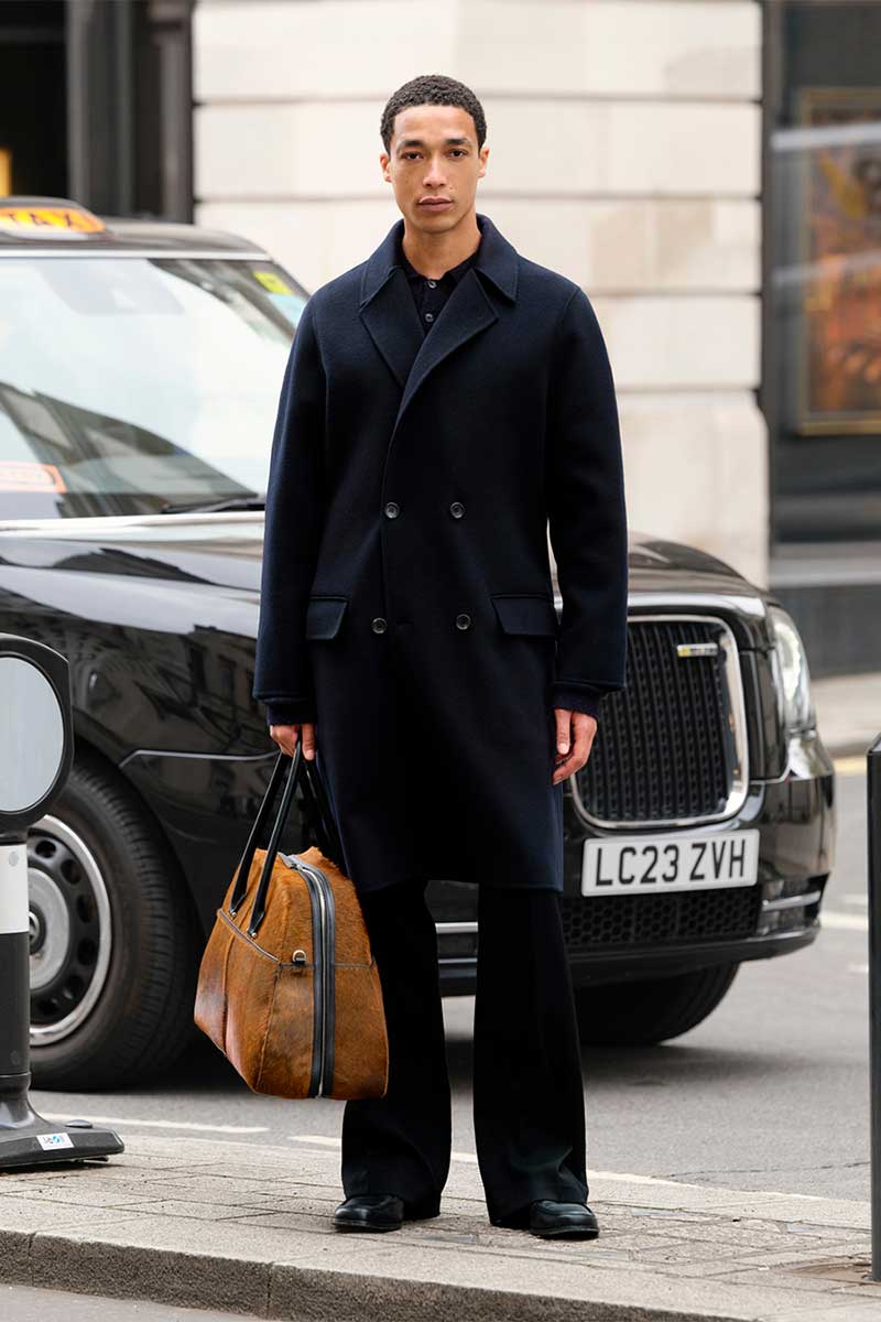 Single-breasted checked coat ELIIAS and Briefcase BAYS