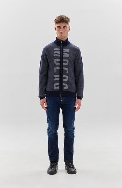 Jeansy slim tapered