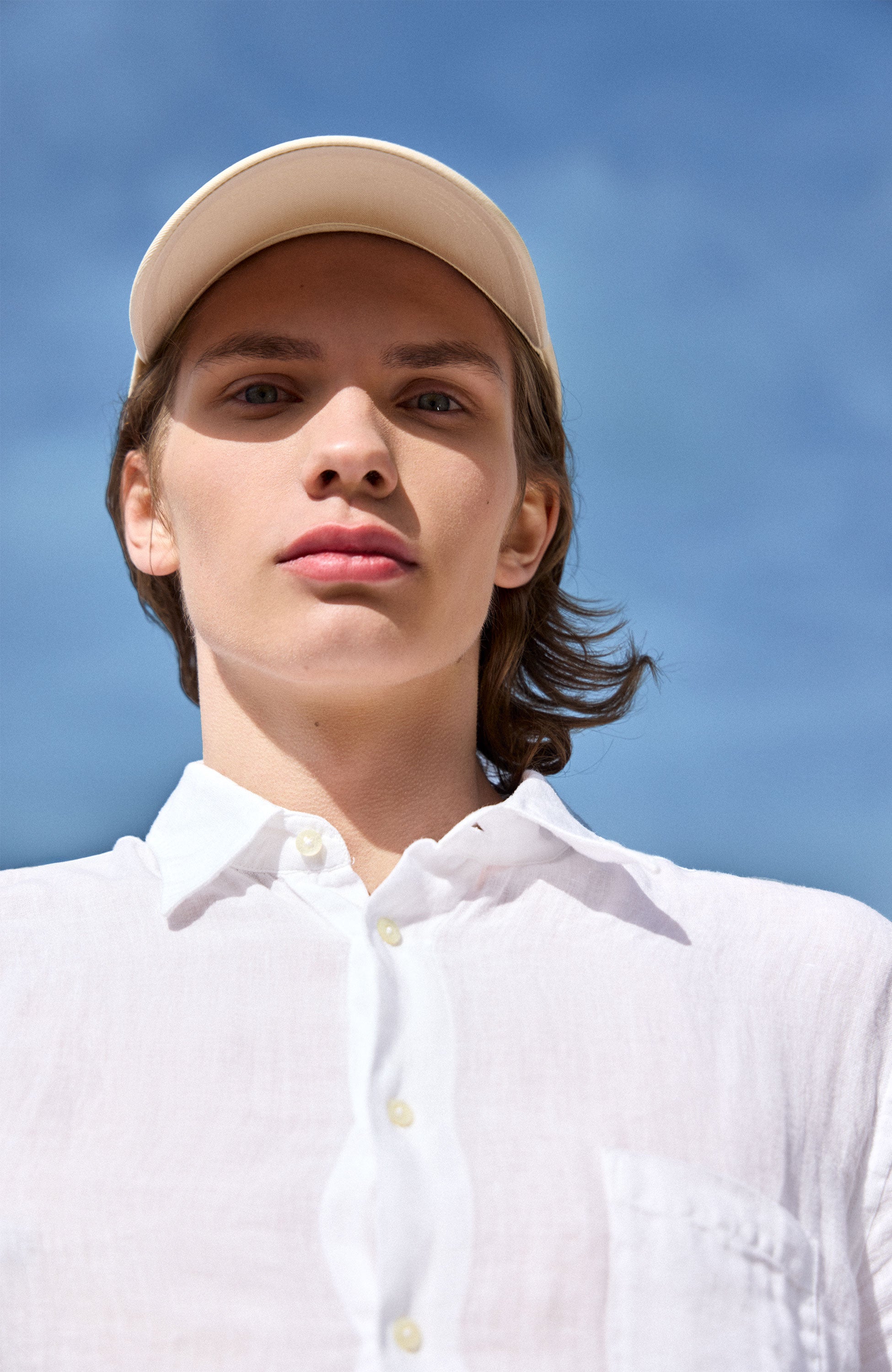 Short sleeve linen patch-pocket shirt