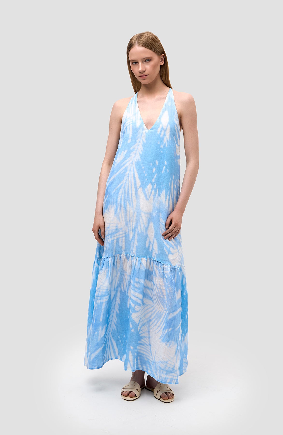 120% lino Blue Printed halterneck maxi dress image 7