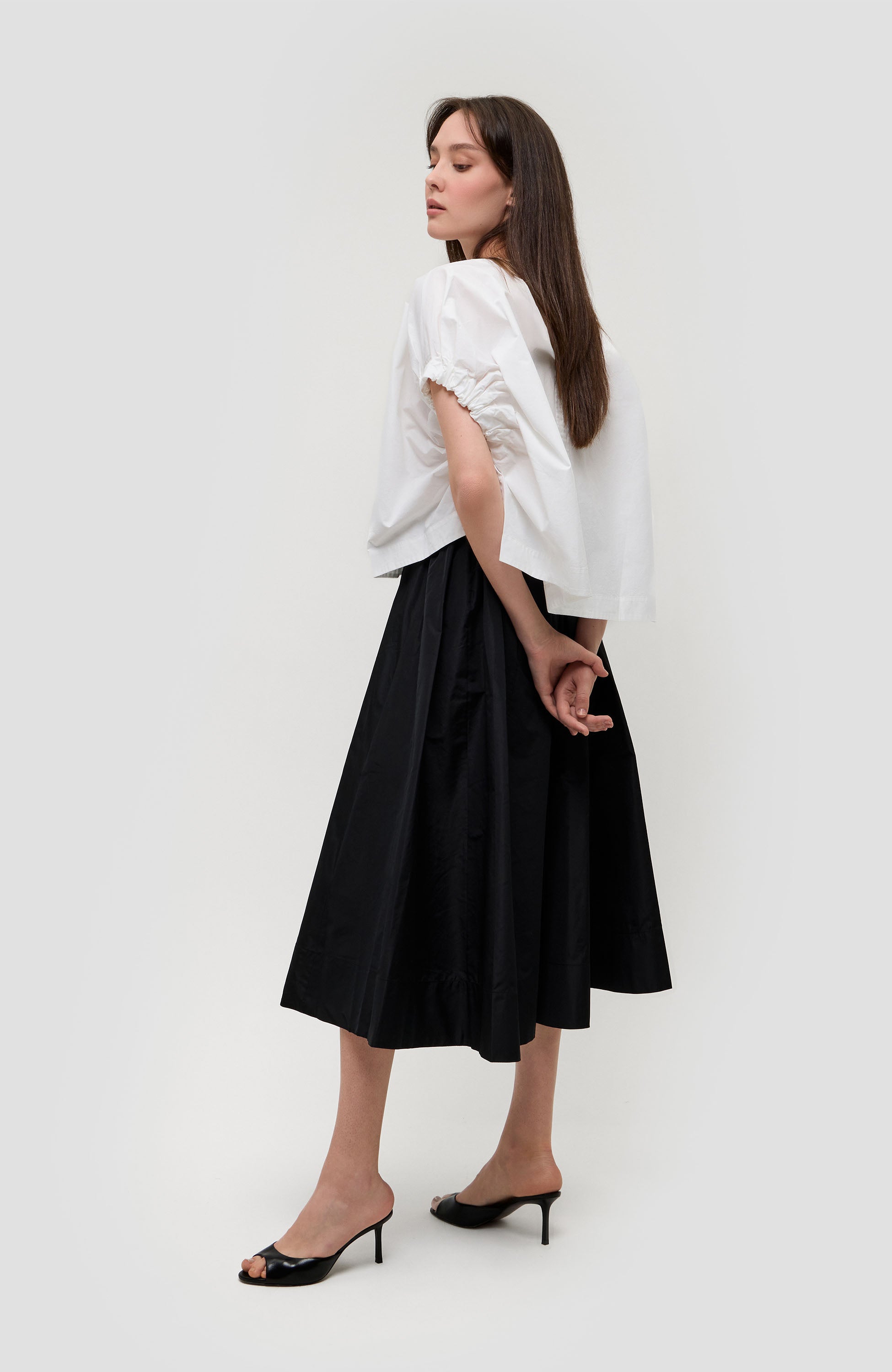 House of dagmar White Rouched cotton blouse image 9
