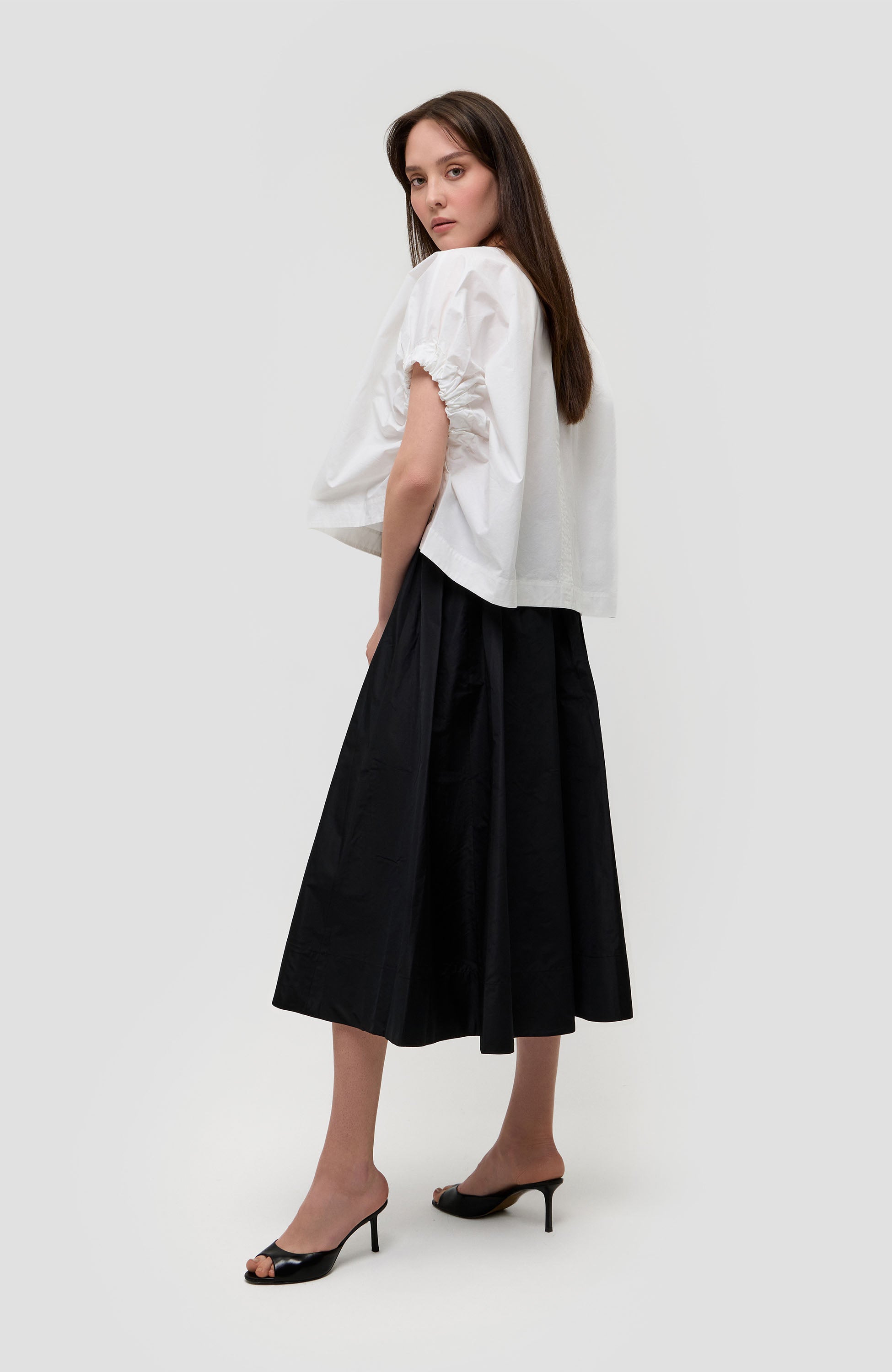 House of dagmar White Rouched cotton blouse image 10