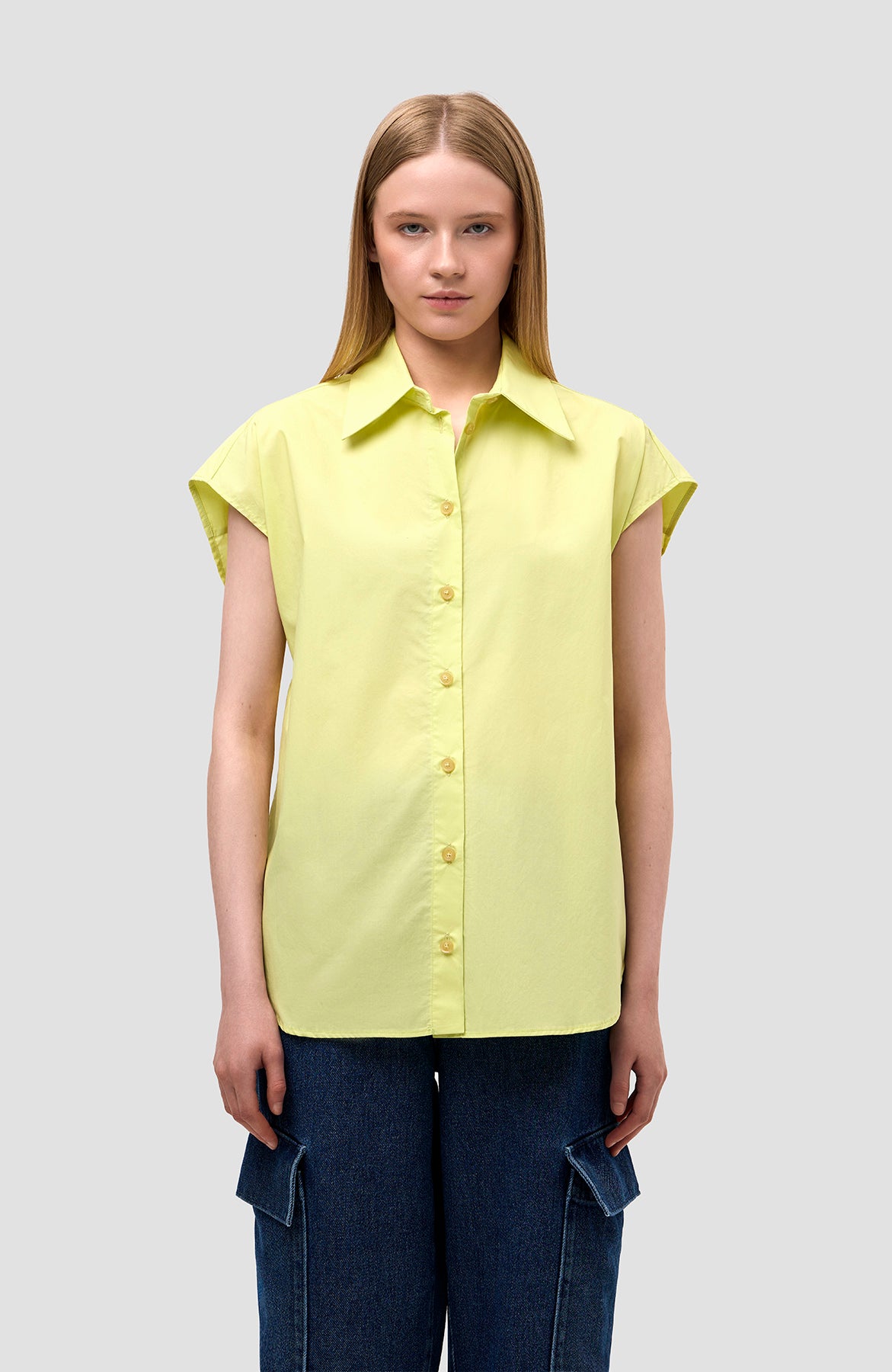 Poplin sleeveless shirt