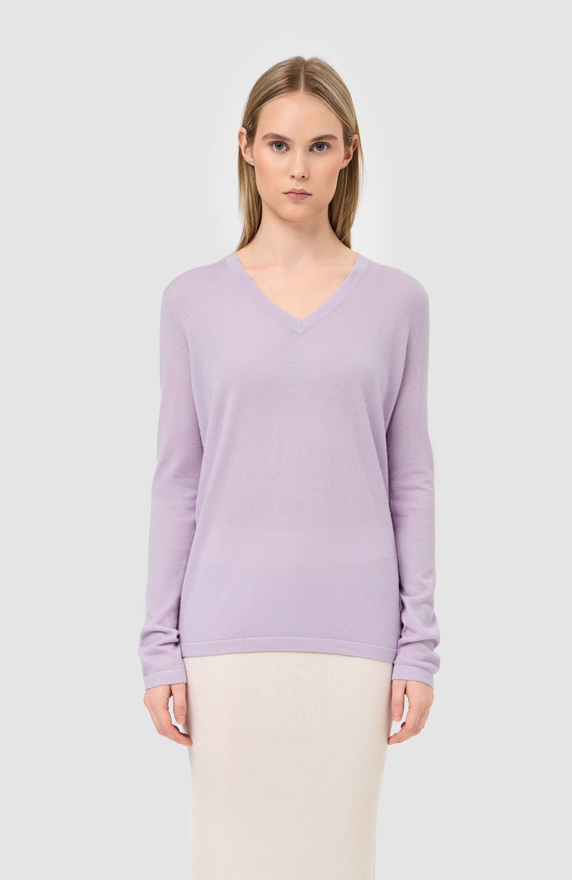 Fine-knit V-neck top JANE