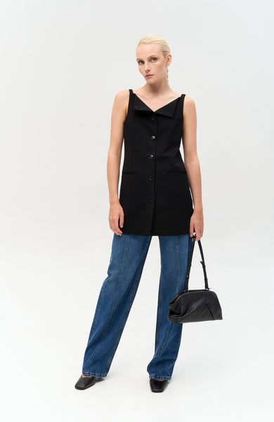 Tailored squared top