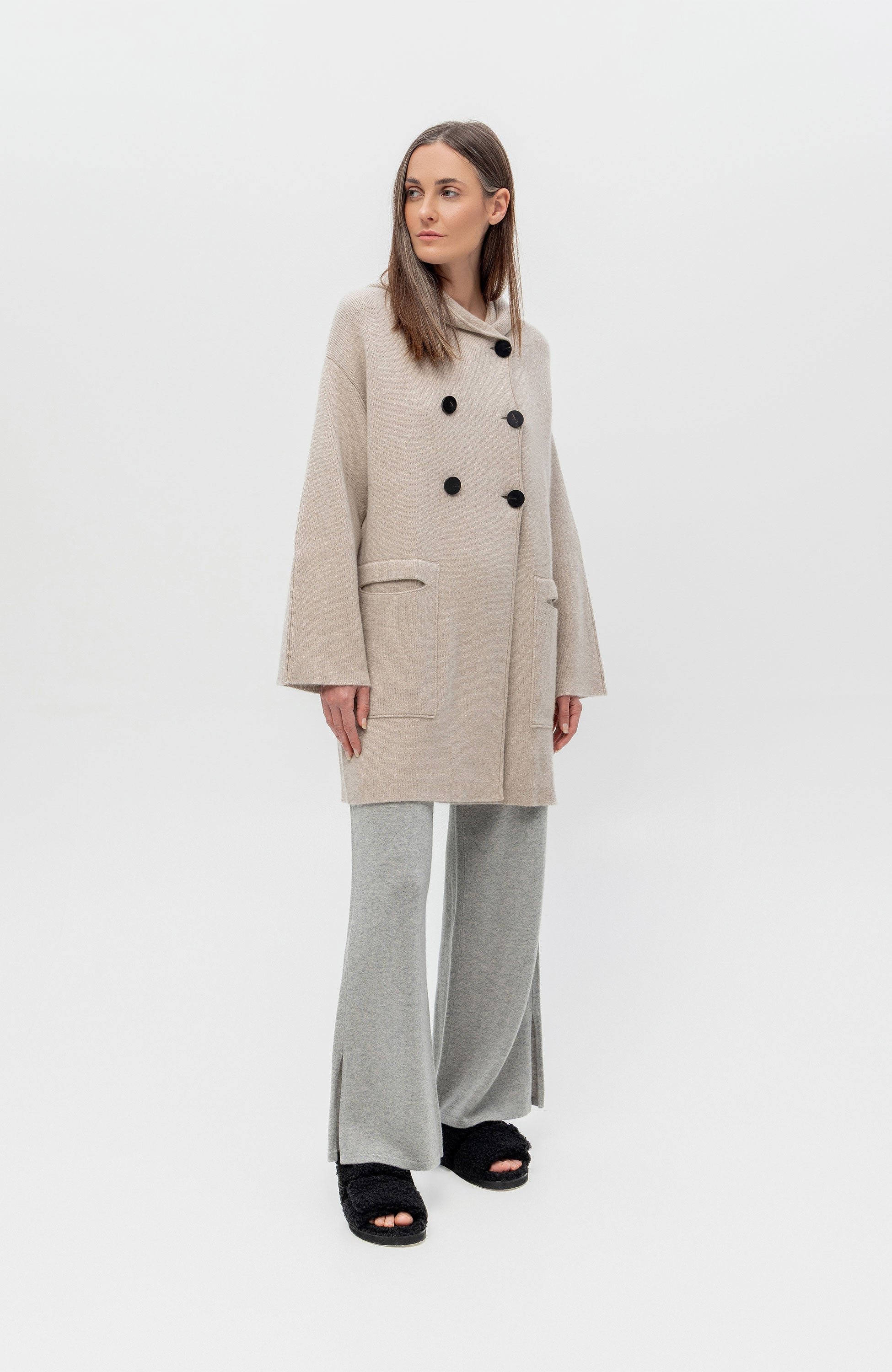 Lisa yang Neutral Kašmiirist mantel fabrizia image 7
