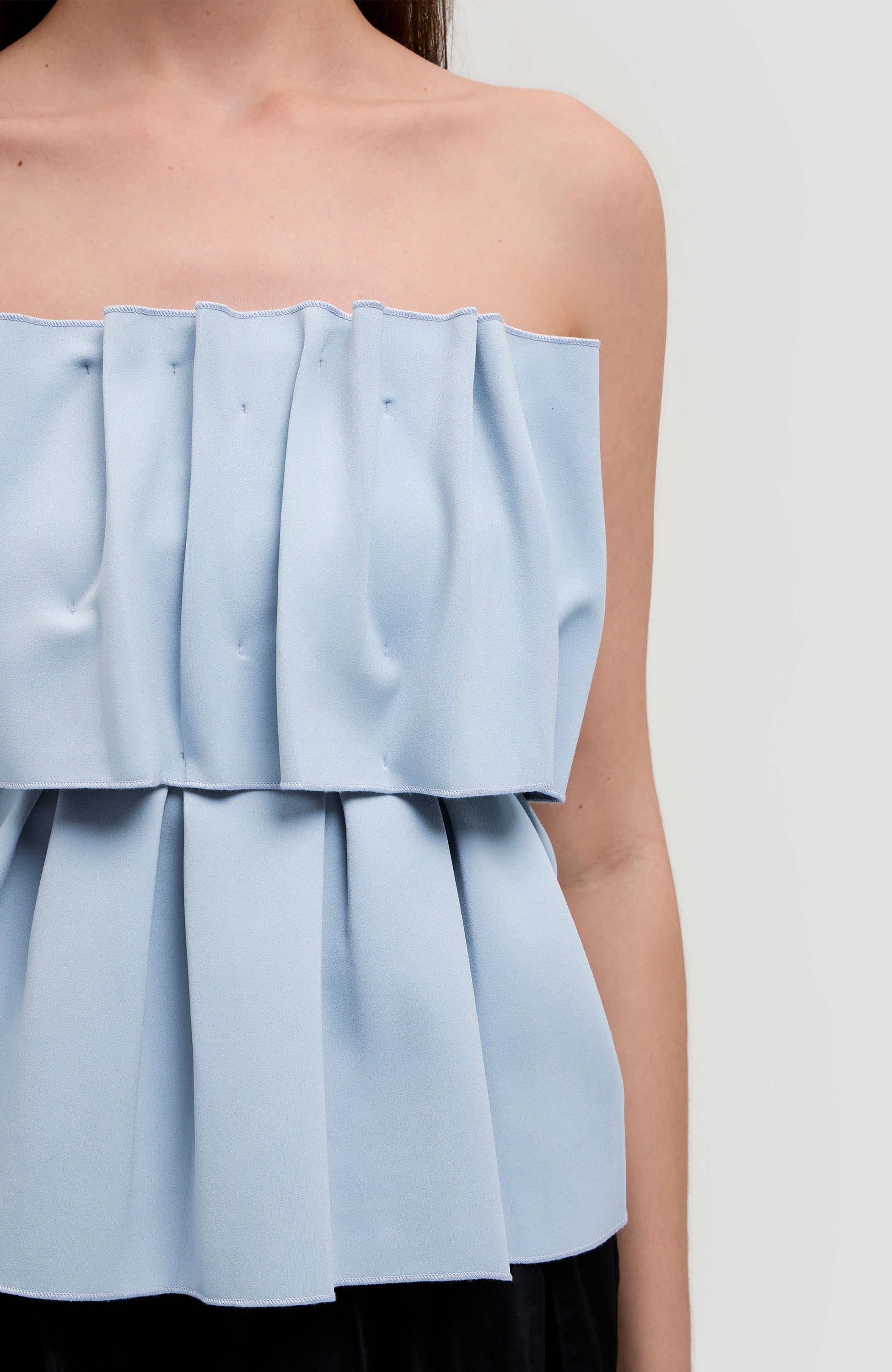 House of dagmar Blue Sculpted tube top image 6