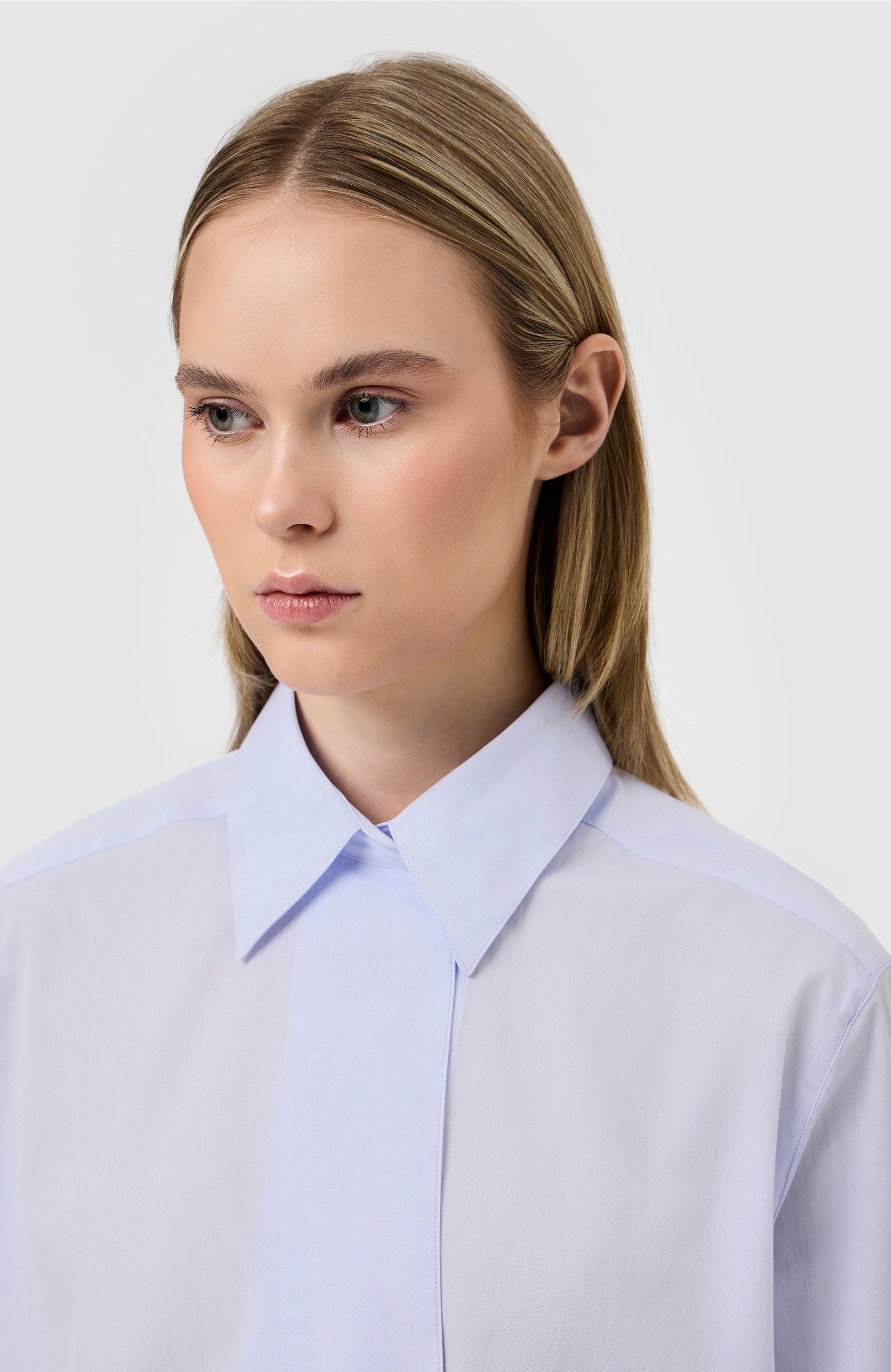 House of dagmar Blue Cropped shirt image 6