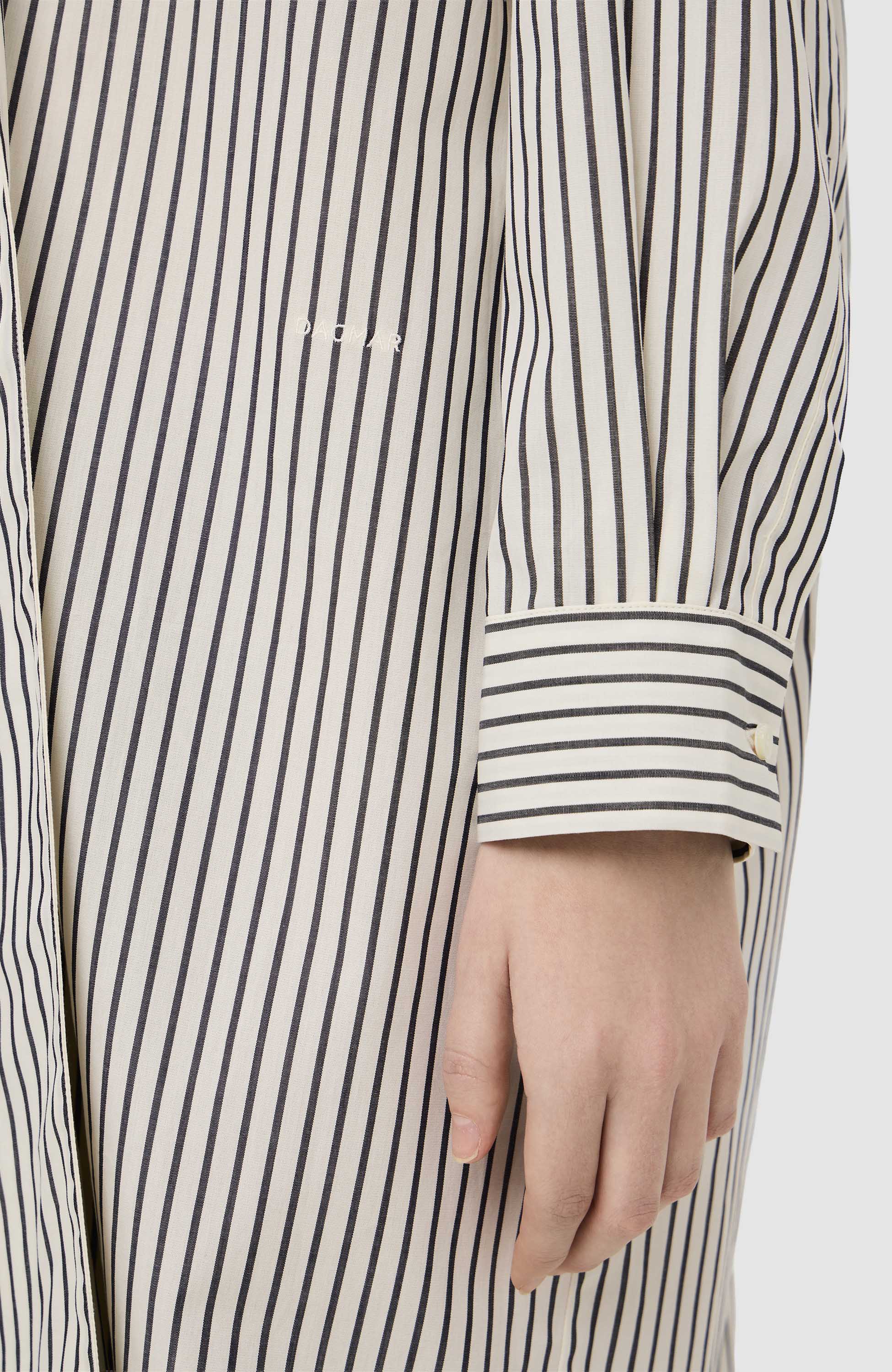 House of dagmar White Asymmetric dress image 8