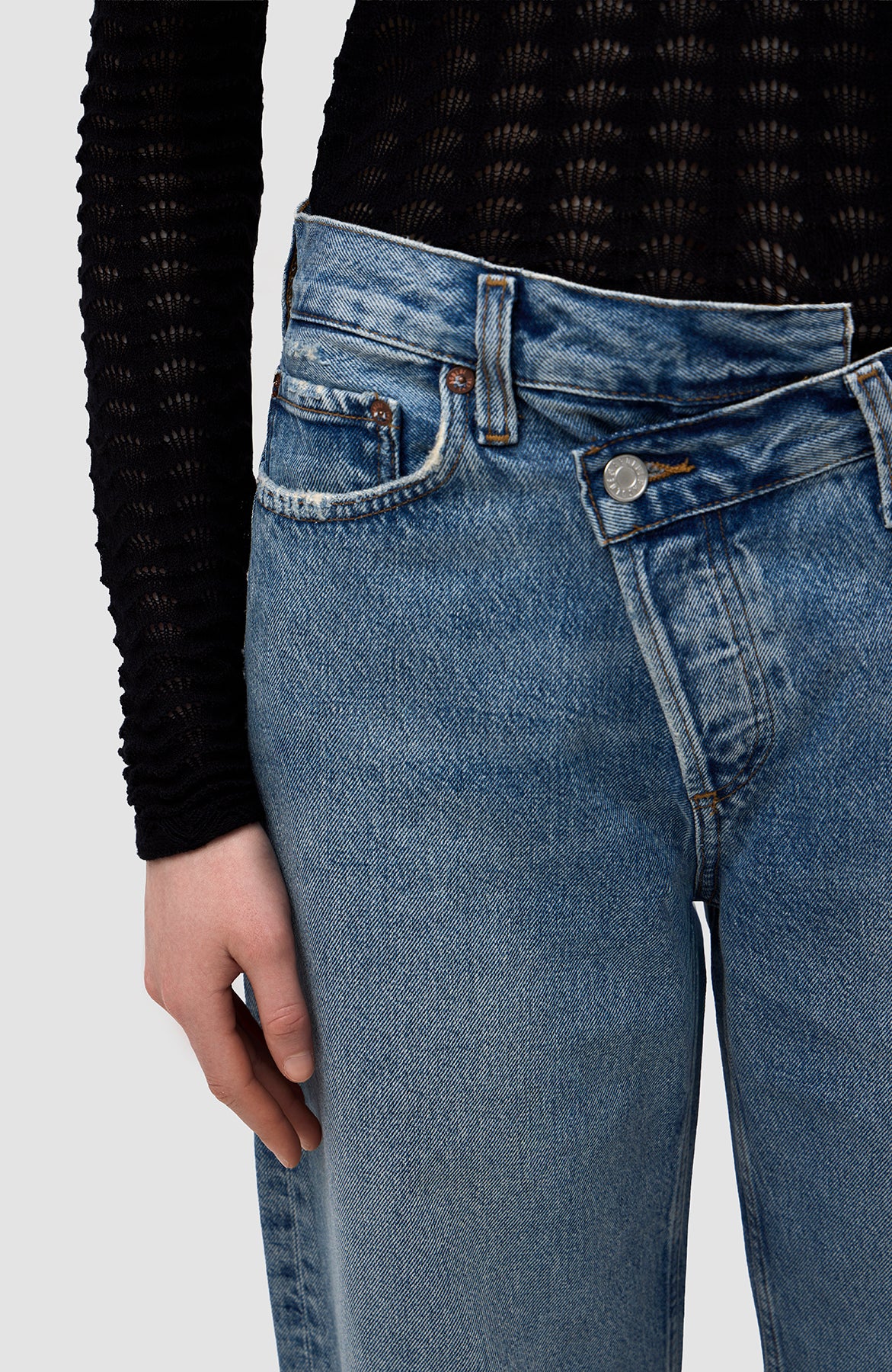 Agolde Blue Cris cross arc jeans image 6