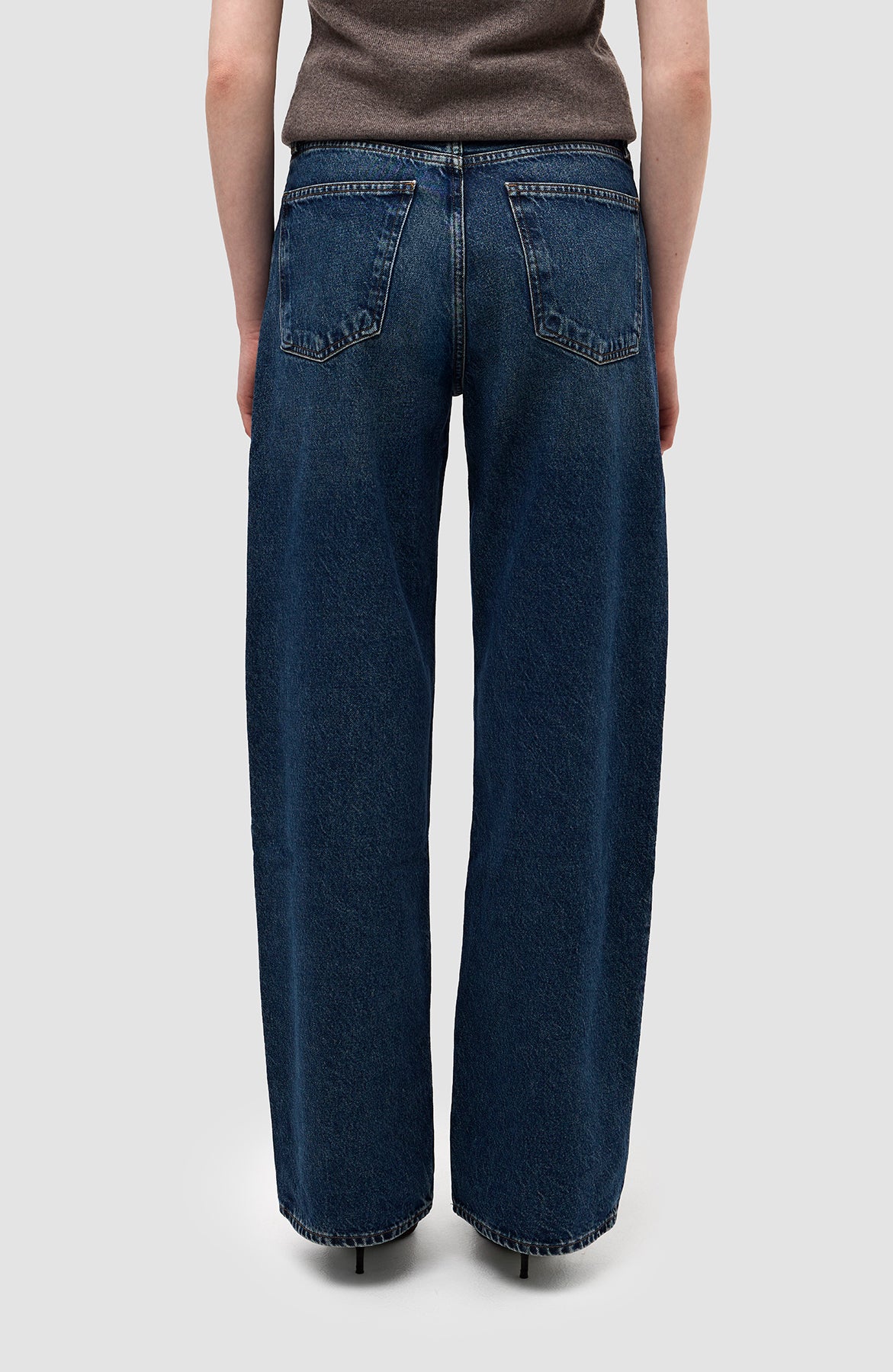 Agolde Blue Cris cross arc jeans image 5
