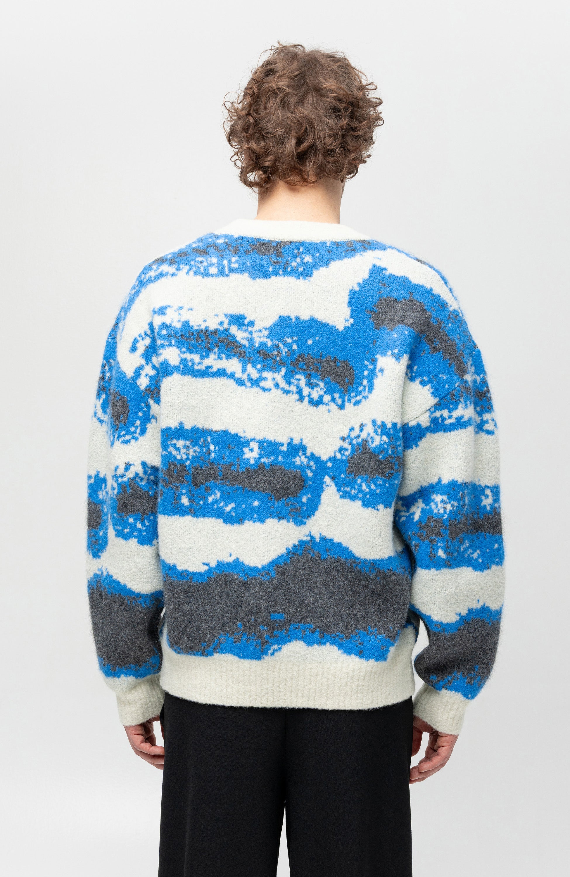Holzweiler Blue Crewneck kampsun phingo image 4