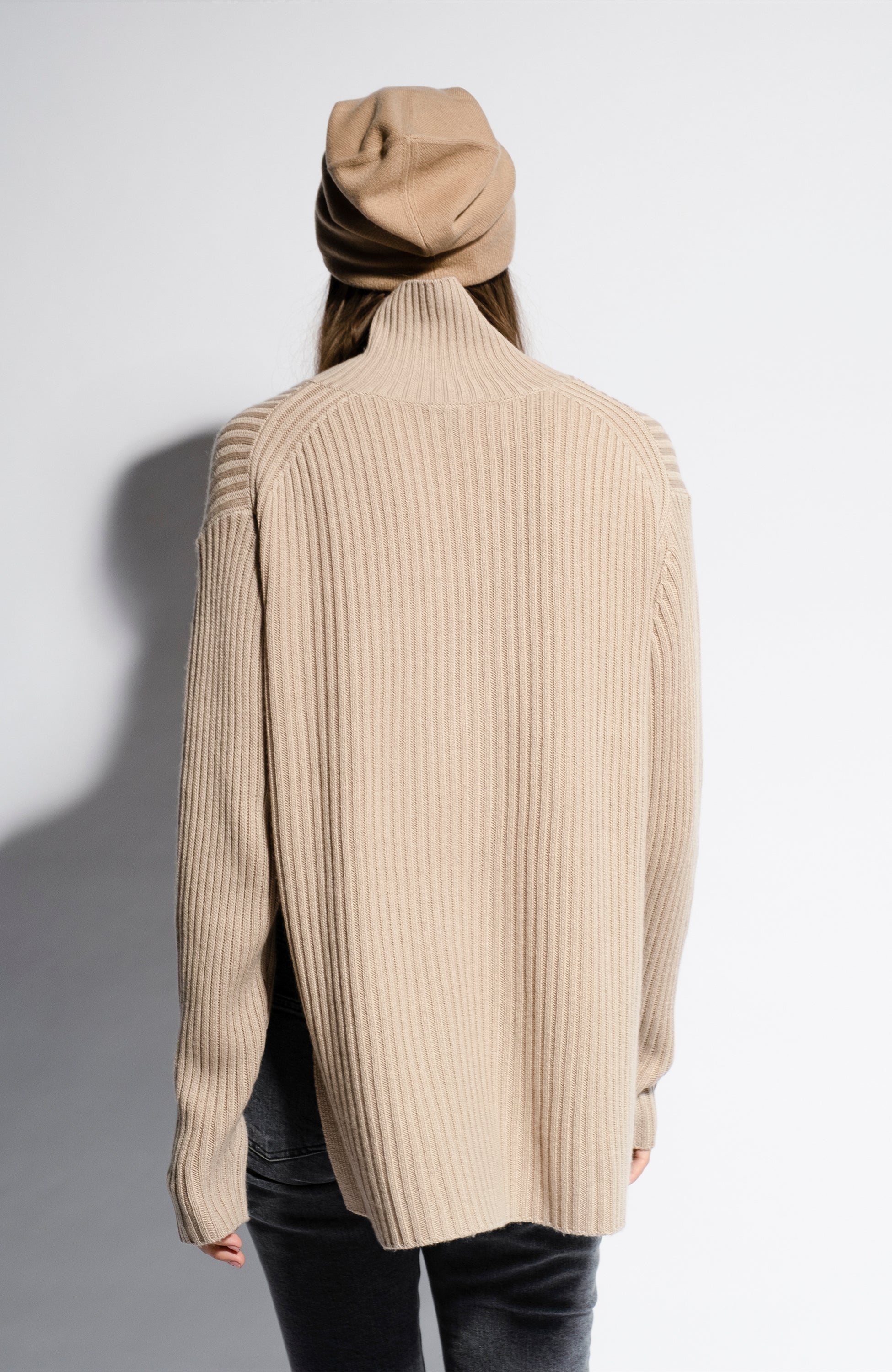 Highneck cashmere-blend pullover