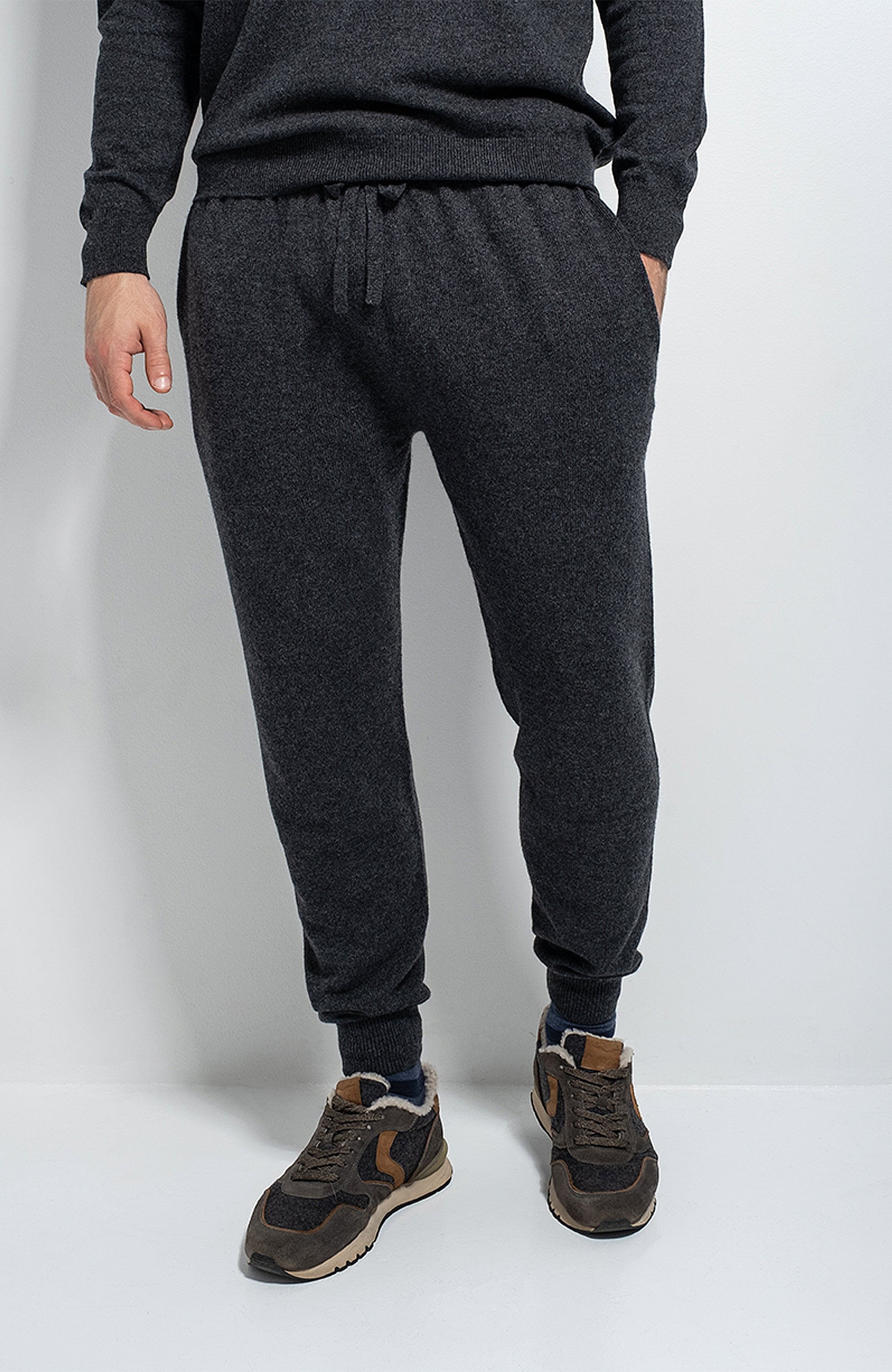Cashmere seamless joggers JOHNSTONS OF ELGIN