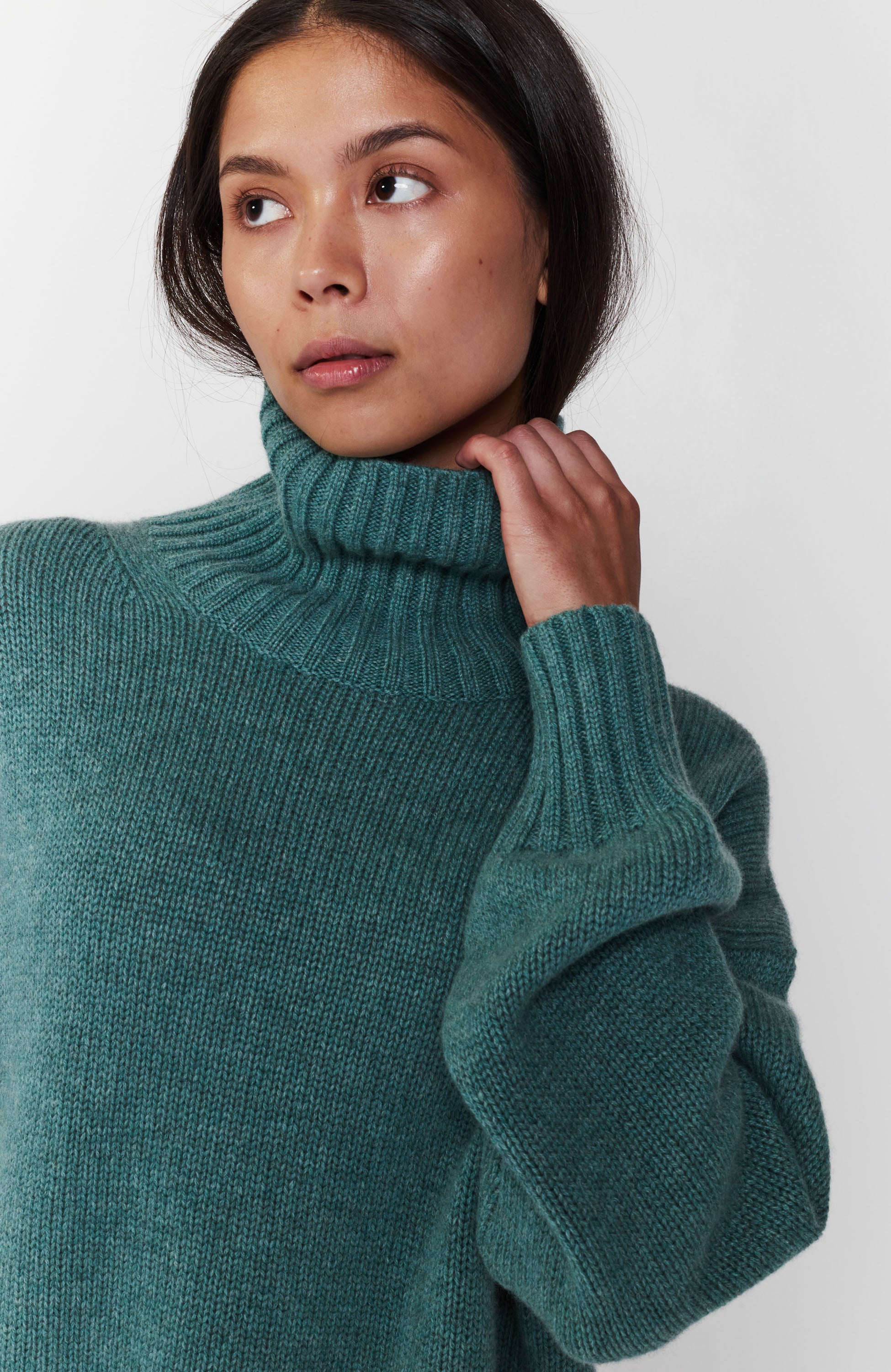 Highneck knit sweater