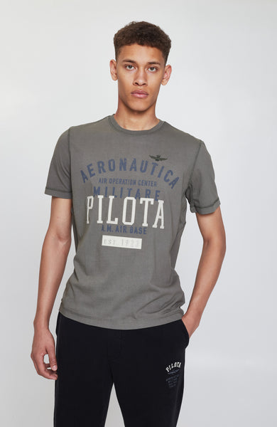 Text-printed flock t-shirt